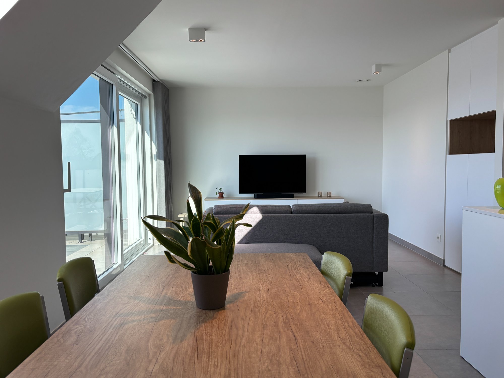 Ingebouwde kasten woonkamer